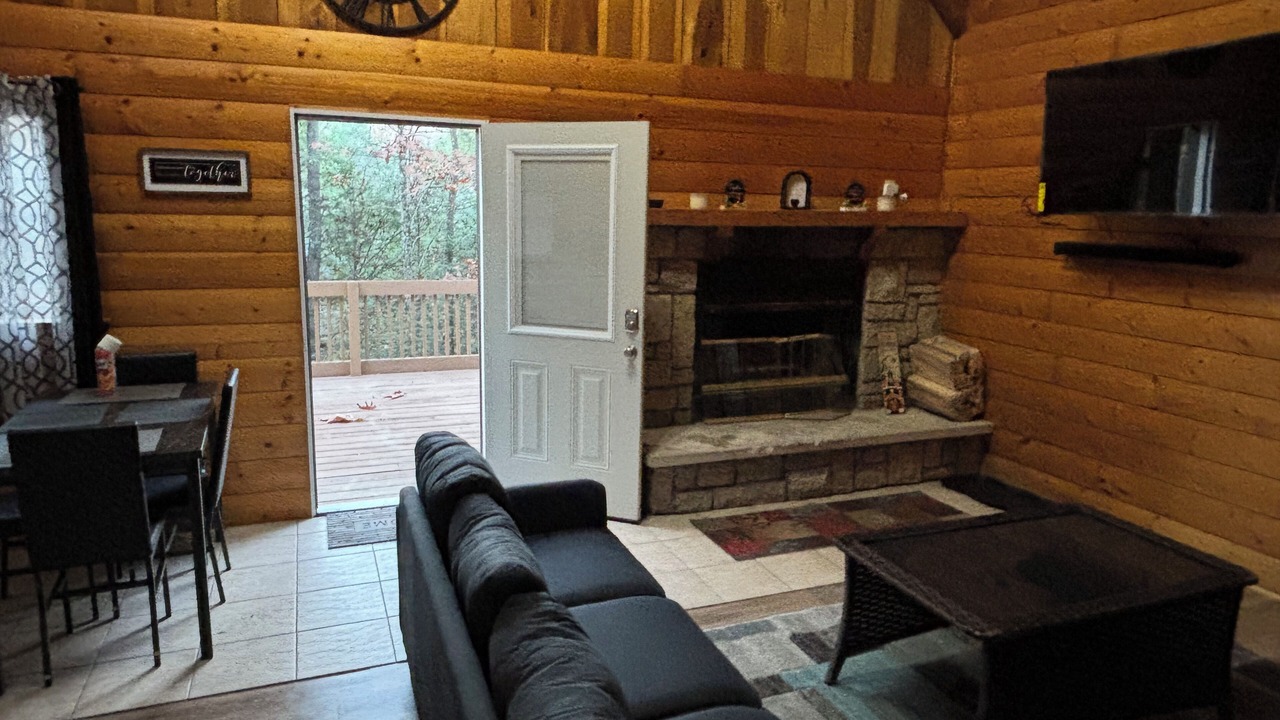 Photo of Livingroom in Clear Creek