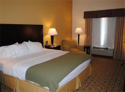 Photo of Bedroom in Boonville