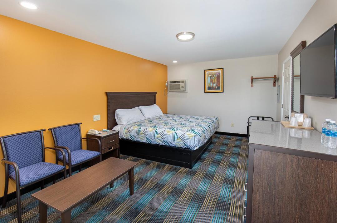 Photo of Bedroom in Bowling Green