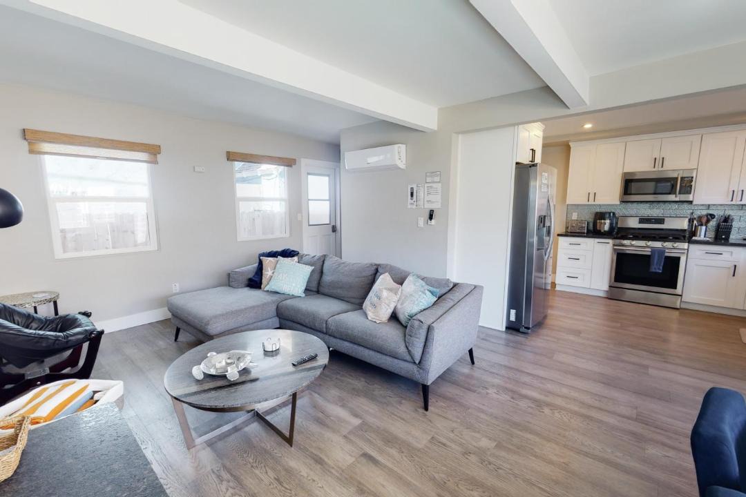Photo of Livingroom in Mission Beach