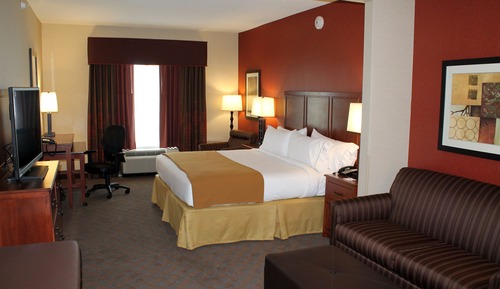 Suite, 1 King Bed, Accessible (Mobility)