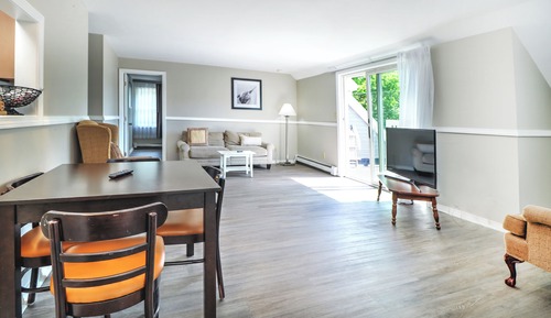 Large 2 Bedroom Apartment
