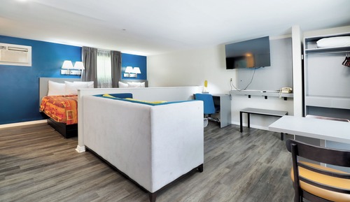 Standard Room, 2 Queen Beds with Kitchenette