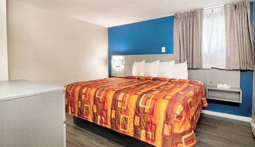 Luxury Suite, 1 King Bed with Sofa bed, Kitchenette