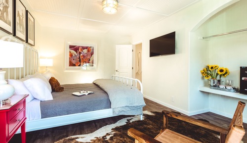 Standard Room, 1 King Bed, Non Smoking