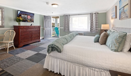 Standard Room, 1 King Bed