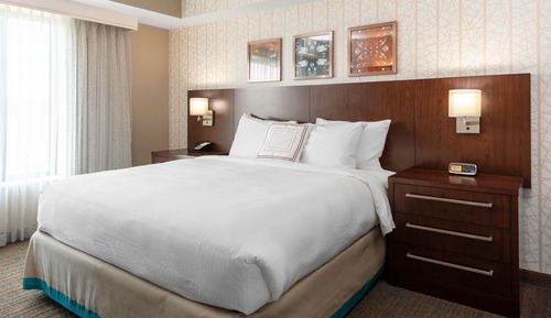Suite, 1 Bedroom (Hearing Accessible)