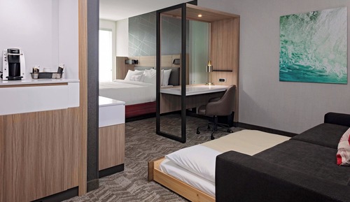 Suite, Multiple Beds