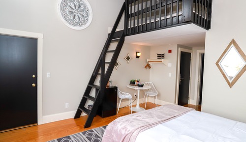 Queen Loft Room
