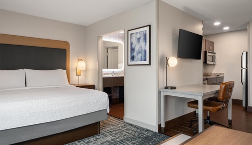 Studio, 1 King Bed, Accessible, Bathtub (Mobility & Hearing)