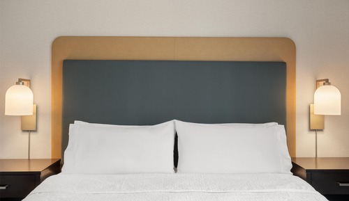 Suite, 1 King Bed