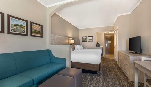 Value View Double Queen Suite - Bayview