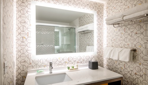 Suite, Multiple Beds