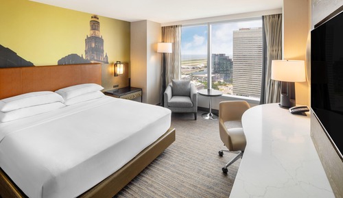 Room, 1 King Bed, Club Lounge Access
