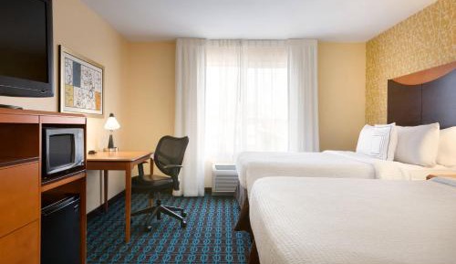 Queen Room with Two Queen Beds and Bathtub - Mobility Access/Hearing Accessible