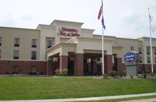 Madisonville Hotel | Hampton Inn & Suites Madisonville