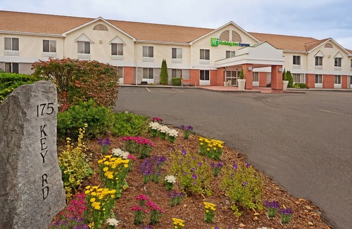 Keene Hotel | Holiday Inn Express Keene, an Ihg Hotel