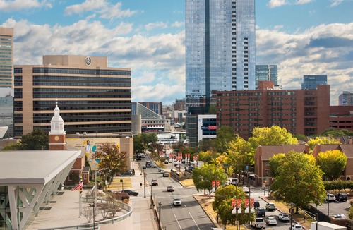 Downtown West Hotel | Sheraton Inner Harbor Hotel