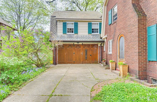 Youngstown Apartment | Charming Youngstown Retreat - 2 Mi to Downtown!