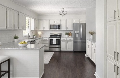 Blue Springs House | 3 Bedroom Backyard Oasis Near Major international sporting event Events