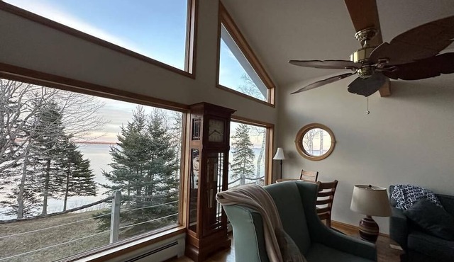 45th Parallel Oceanfront! Spend your vacation on the ocean and in the woods!